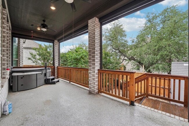 Photo - 197 Left Frk Dr