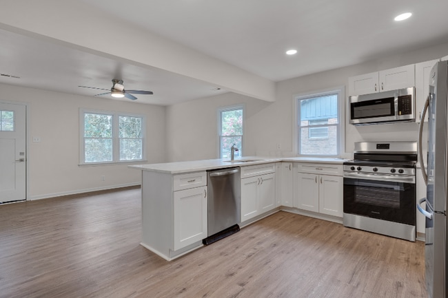 Photo - 1911 Capps St