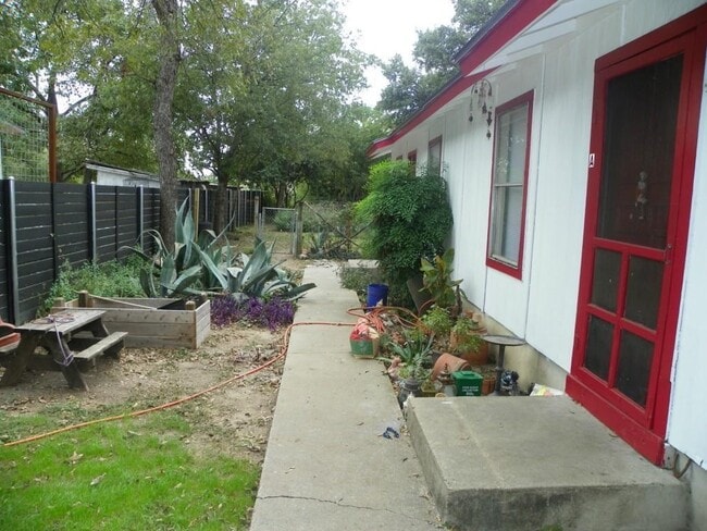 Photo - 2007 E 16th St Townhome