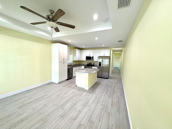 Photo - 621 E Virginia Ave Unit 111