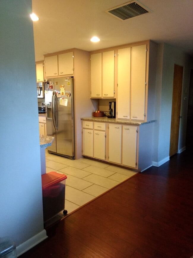 Photo - Mid Century Modern 3BD/2BA Arvada Home! Available 7/3/26!