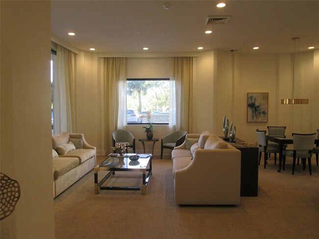 Photo - 2000 S Ocean Blvd Unidad 8J