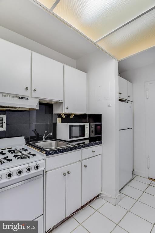 1011 Arlington Blvd Unit 928