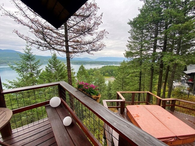 Photo - Lion Mountain Two Bedroom with Whitefish L...