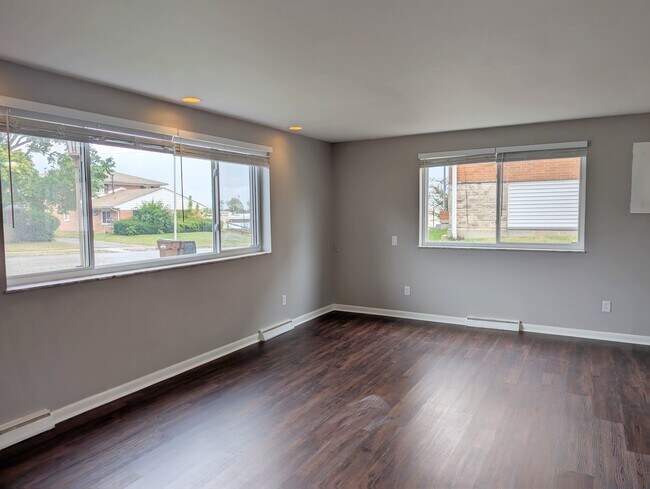 Photo - 110 Cromwell Pl Unidad 1