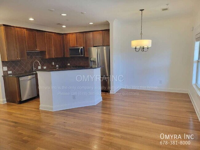 Photo - 655 Mead St SE