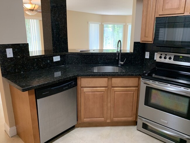 Photo - 2460 NW 33rd St Unit 1701