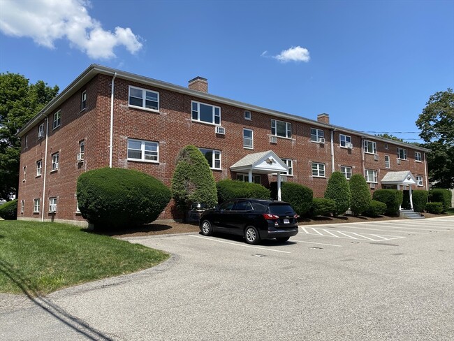 Photo - 369 Elliot St Apartment Unit #1