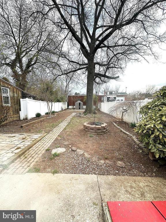 Photo - 144 Beech St