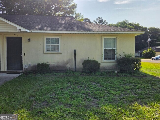 Photo - 403 S Ashley St