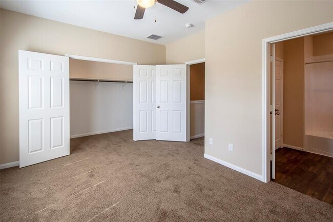 Photo - 8122 Cabot St Unit B