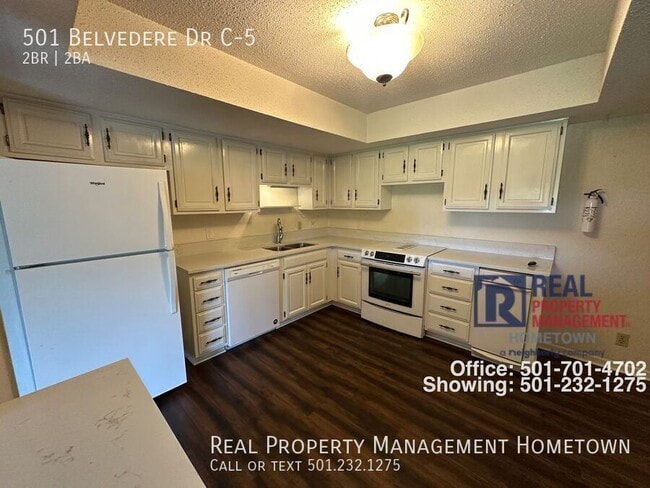 Photo - 501 Belvedere Dr