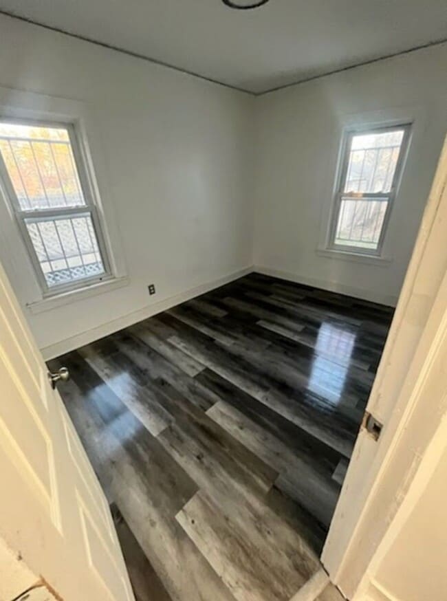 Photo - 9264 Ward Ave