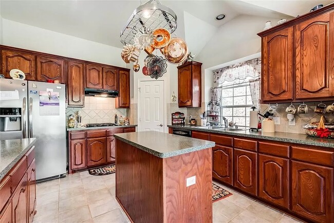 Photo - 7112 Brekenridge Dr