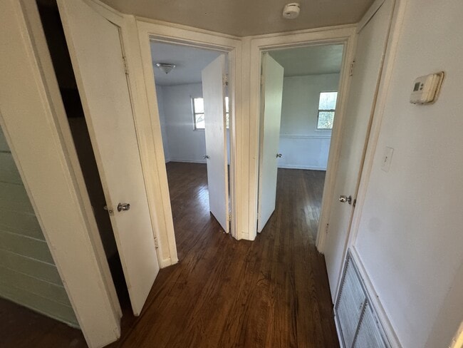 Photo - 1722 Pine Ave