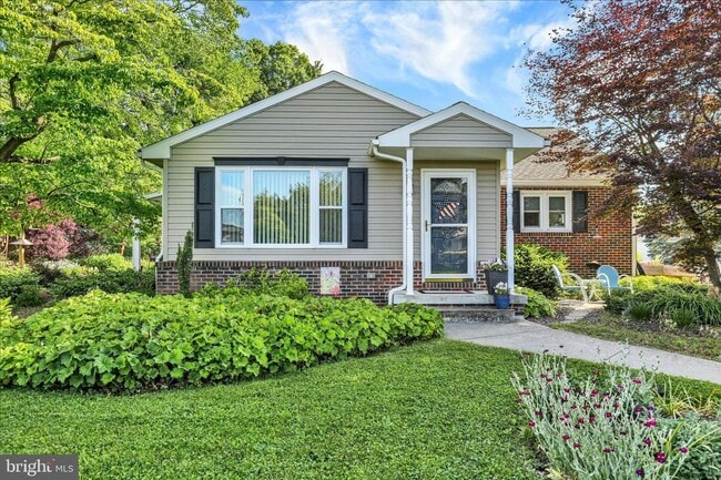 Building Photo - Coming soon... Wernersville 3 bedroom 2 bath home