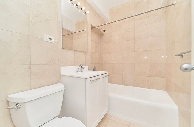 Photo - EAST 55 STREET Unidad 7B