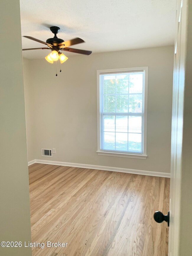 Photo - 921 Fenley Ave