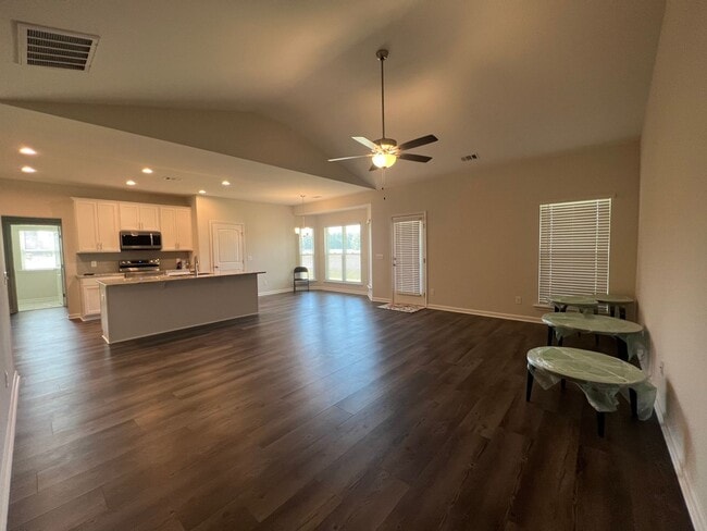 Photo - 105 Keats Grove Ct