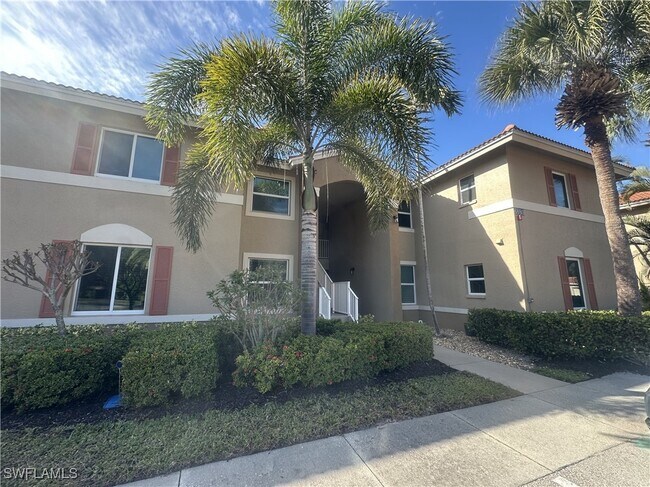 Photo - 6880 Huntington Lakes Cir Unit 203