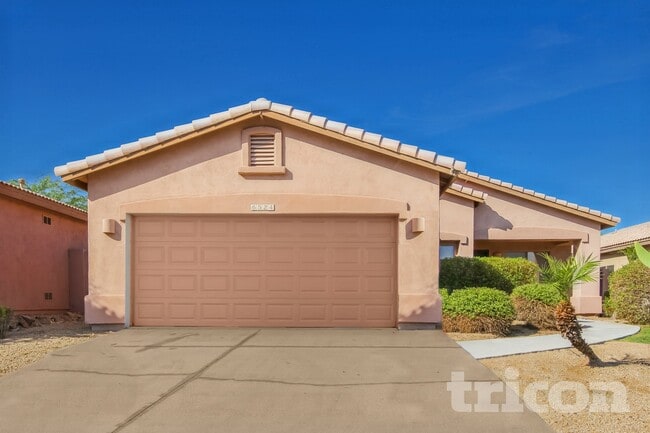 Building Photo - 6524 W Range Mule Dr