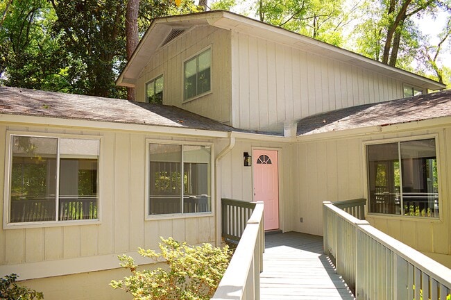 Photo - 112 Choctaw Dr