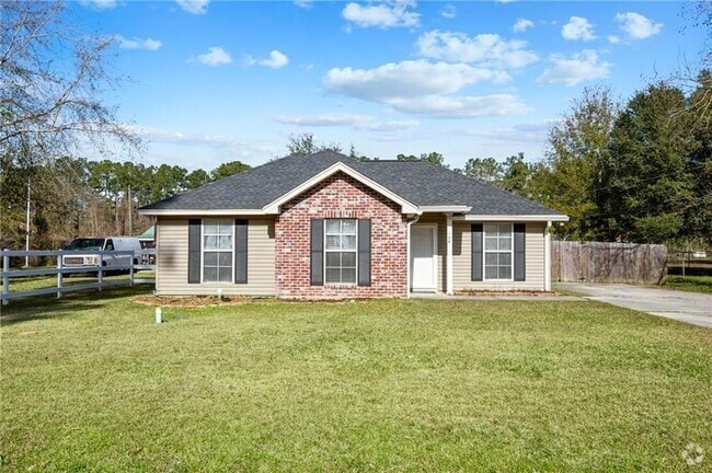 Building Photo - 528 Jefferson Dr Rental
