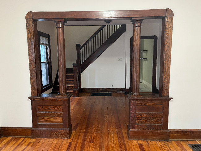 Photo - 2310 E 12th St