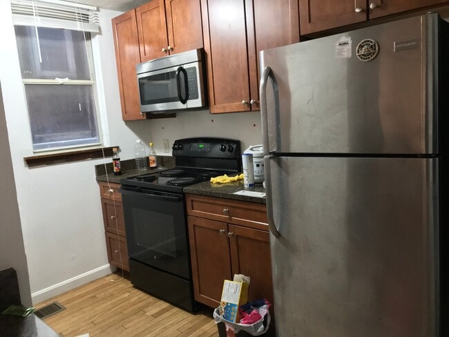 Building Photo - 10 Parker Hill Ave Unit 1