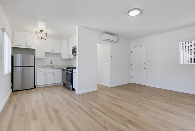 3636 W Imperial Hwy