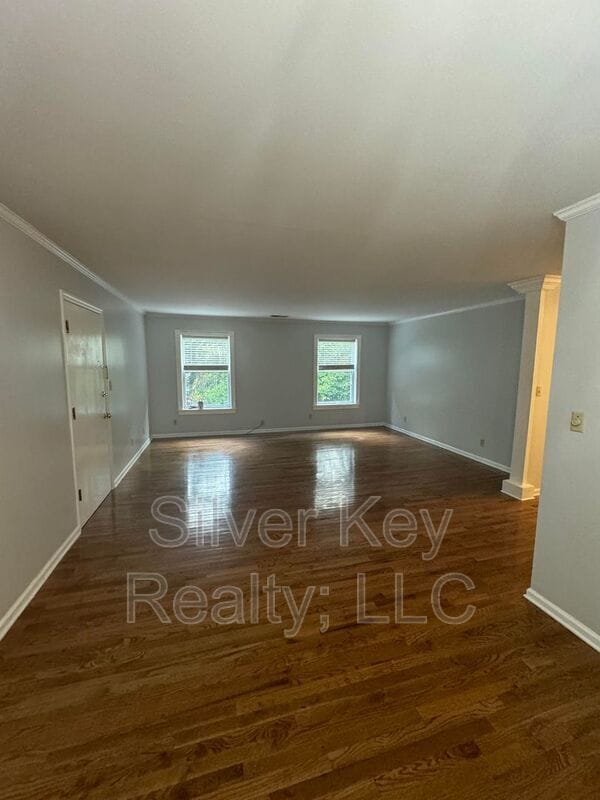 Photo - 12 Walcon Ln