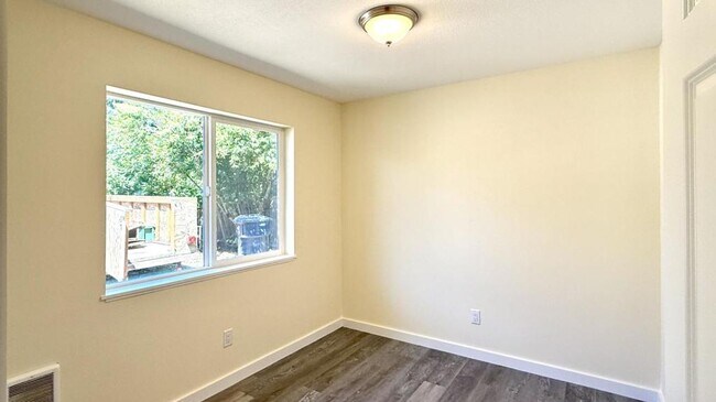 Photo - 311 Alva Park Dr
