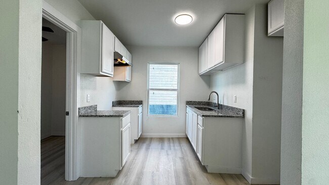 Photo - 2BD APARTMENT WITH WATER PAID!!