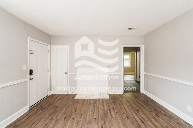 Photo - 235 S Park Rd SW