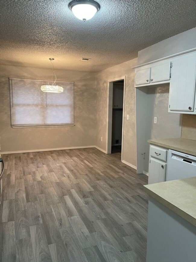 Photo - 3/2 - Moore Schools