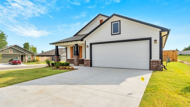 Photo - 3 Bed | 2 Bath in Owasso!