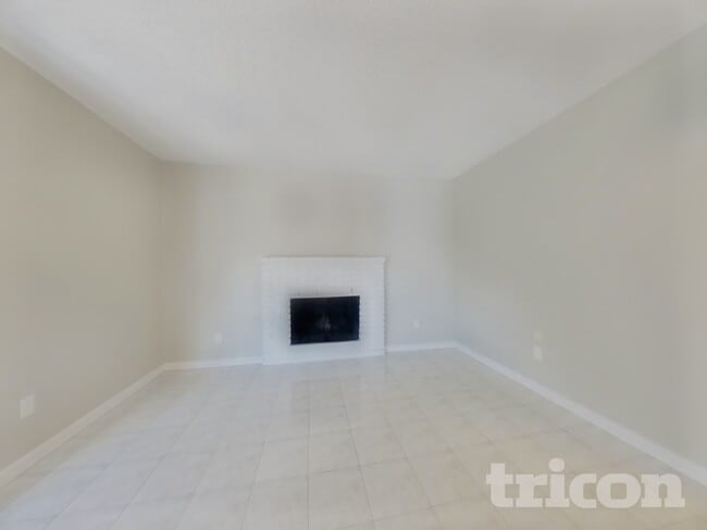 Photo - 405 Pirinen Ln