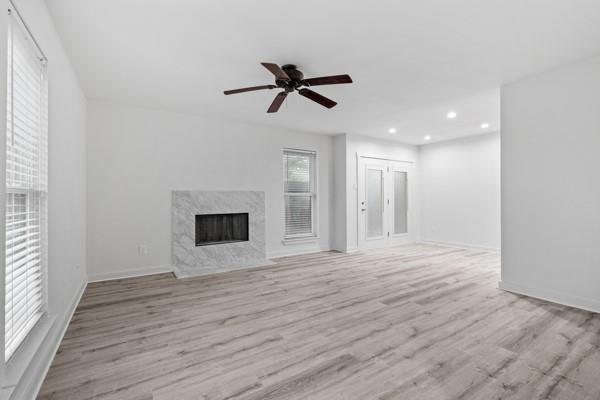 Photo - 8406 Lyndon Ln