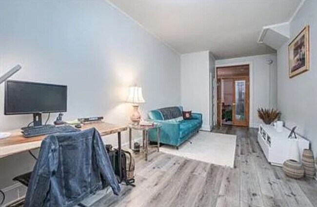 Photo - 3114 N Calvert St Unidad 1