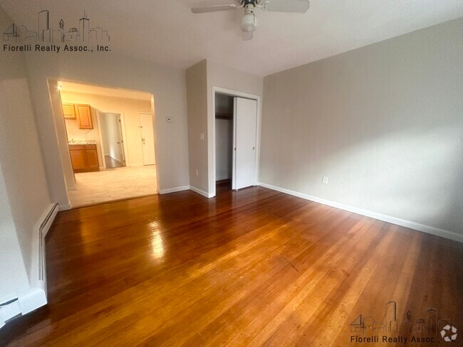 Building Photo - 39 Charter St Unit 3 Rental