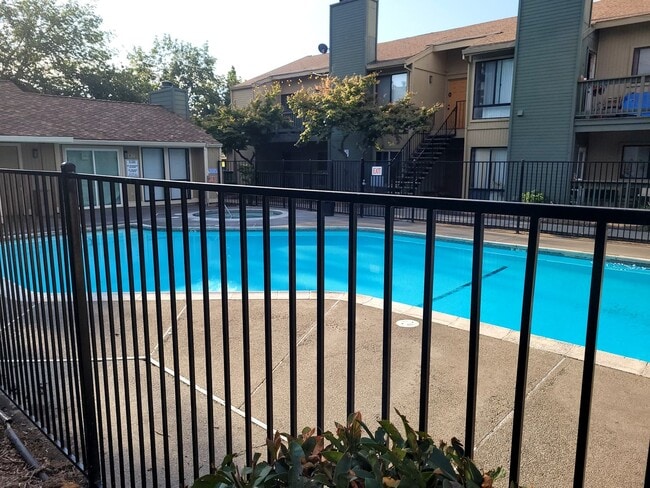 Photo - Condo on Madison Avenue. MOVE IN SPECIAL. 1 month free. Unit 200