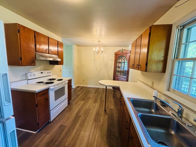 Photo - 1605 Lark Ln Unidad 3