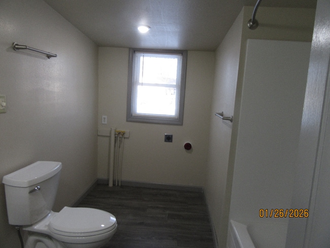 Photo - 353 Blake St