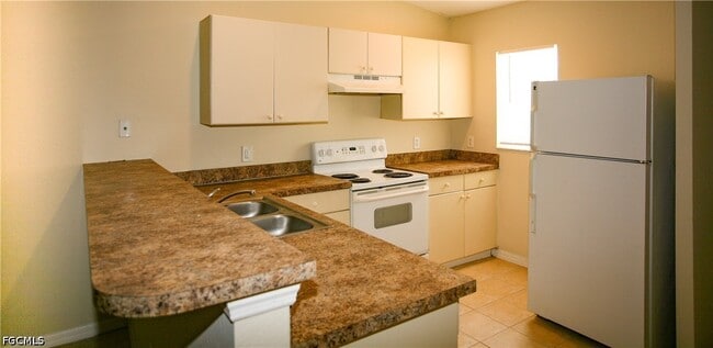 Photo - 4614 25th St SW