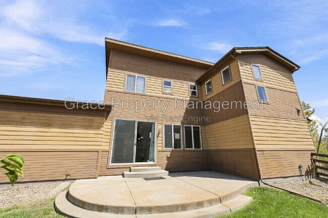 10229 Southlawn Cir