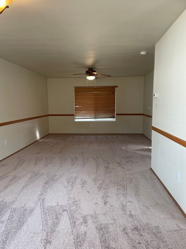 2839 Martin St