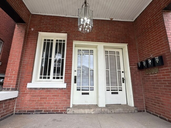 Photo - 510 St Catherine St Unit 510 W St. Cath Apt. C