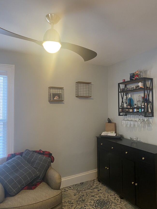 Photo - 829 N Salina St Unidad #1