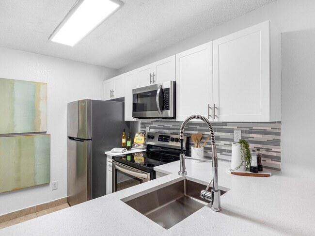 Boca Arbor Club Apartments