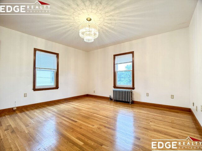 Photo - 40 Vineland St Apartments Unit 2